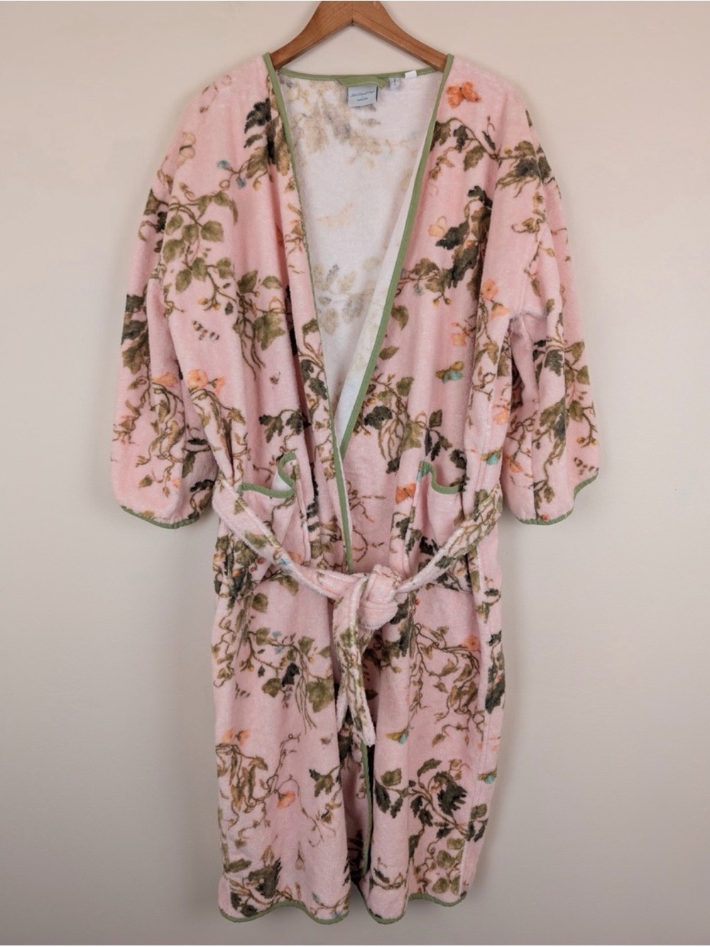 Weezie Robe - Picture 2 of 5